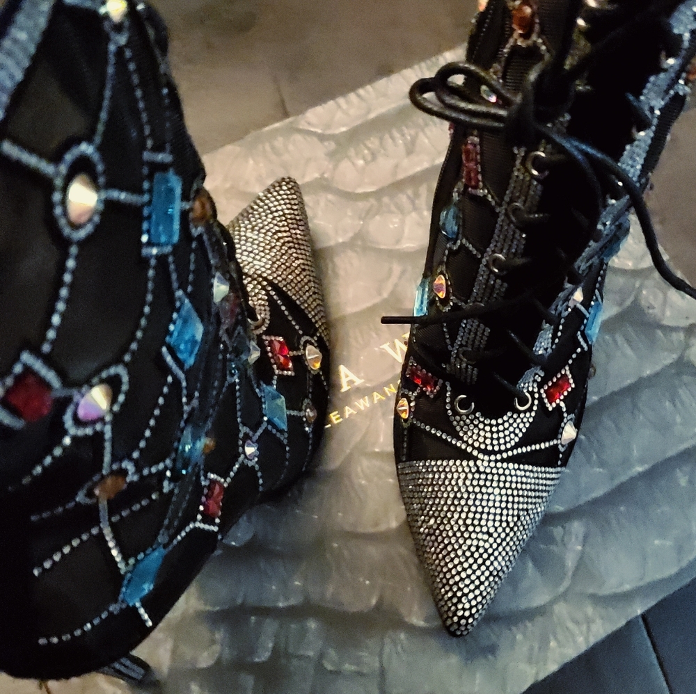 High heel booties